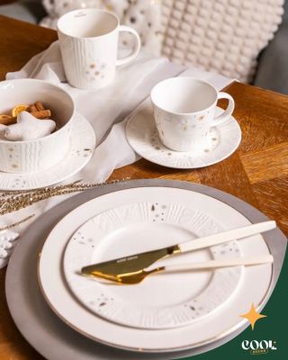 ✨❄️ Keď sa porcelán oblečie do svetla zimy… Zimné rána sú tichšie, vône škorice 🍂 a vanilky napĺňajú domov 🍪 a všetko má...